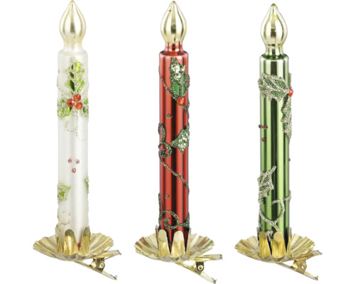 Tre fönsterljusstakar med klämfot, dekorerade med växtmotiv