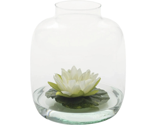 Dekorativ glasvas med näckros som bordsdekoration