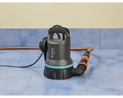 Gardena smutsvattenpump för dränering av förorenat vatten.