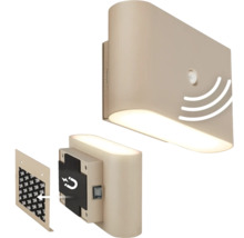 Vägglampa med rörelsedetektor och magnetfäste