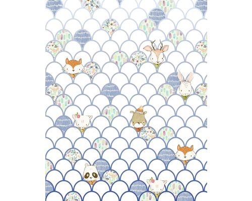 Tapet med djurmotiv och fjällmönster