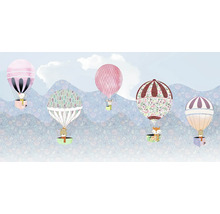 Illustration av djur i luftballonger framför ett kuperat landskap