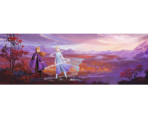 Scen från filmen Frost 2 med Anna och Elsa i ett höstlandskap