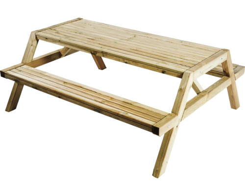Picknickbord i trä med bänkar
