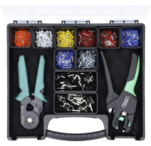 Ändhylssortiment med crimptång i en verktygslåda