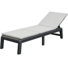 Trädgårdssäng med vaddering