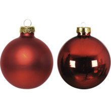 Två julgranskulor med upphängning