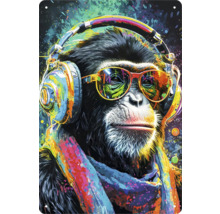 Metallskylt med färgglad apa med hörlurar och glasögon