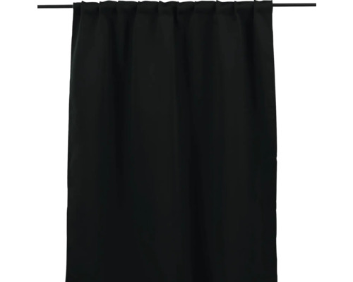 Svart gardin på gardinstång
