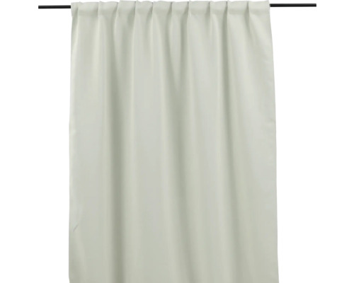 Gardin med rynkbandsupphängning på en gardinstång