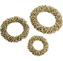 Tre kransar av pilträd