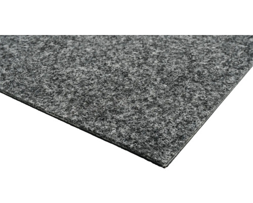 Grå heltäckningsmatta