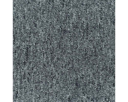Närbild av en grå heltäckningsmatta med en öglad textur.