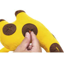 Mjukdjur med kardborreband för fastsättning.