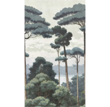 Tapet med skogsmotiv och träddetaljer