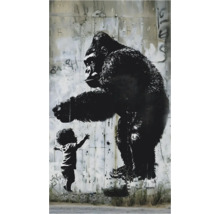 Väggmålning med gorilla och barn som konstverk
