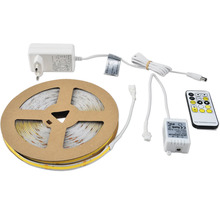 LED-remsa på rulle med nätaggregat och fjärrkontroll