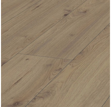 Närbild av laminatgolv med träutseende