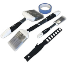 Färgrollerset med maskeringstejp och spackel