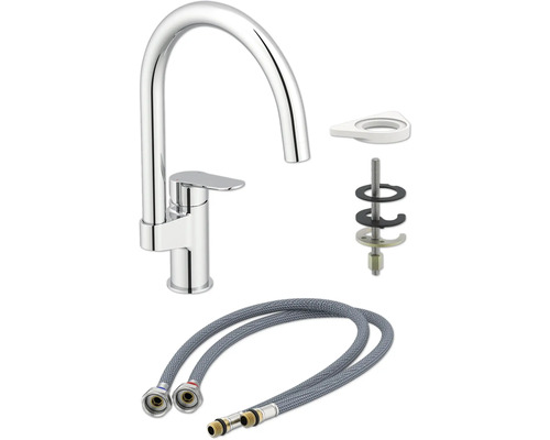 Köksblandare med installationsmaterial och flexibla slangar