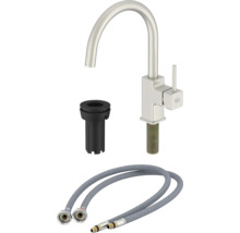 Köksblandare med monteringstillbehör och flexibla anslutningsslangar