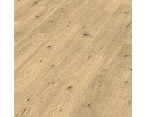 Golvbeläggning av ljust trä