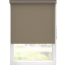 Fönster med nedrullad rullgardin