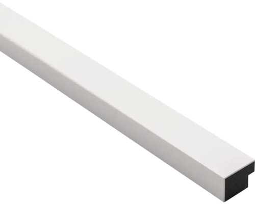 Avslutningslist 3D till akustikpanel vit 2600x25x18mm Dekorativ list i trä