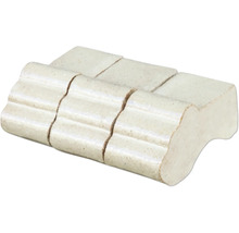 Dekorativa plattor arrangerade i rader