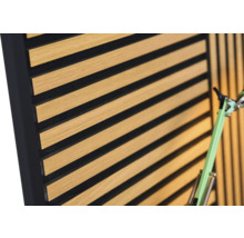 Akustikpanel med träribbor och filt