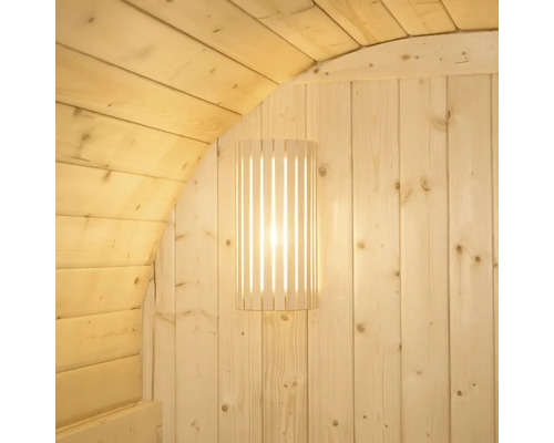 Bastrum i trä med vägglampa