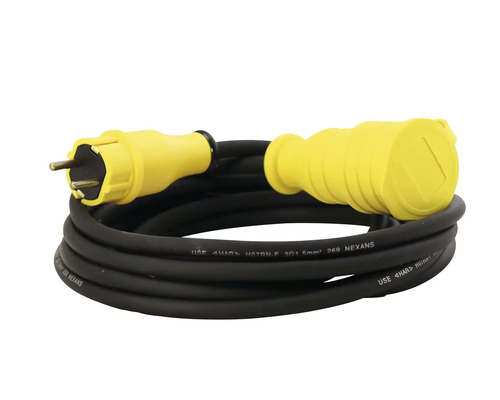 Förlängningskabel med kontakt och uttag