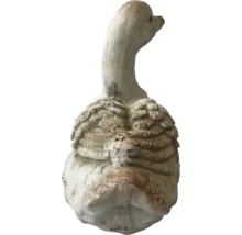 Dekorativ trädgårdsfigur gås av sten