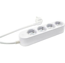 Grenuttag med fyra uttag och kontakt