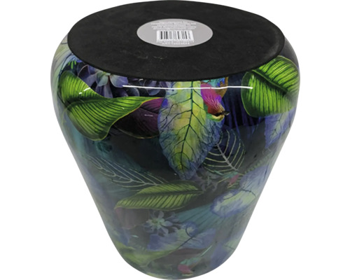 Dekorativ blomvas med blommönster