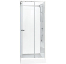 Duschkabin med glasdörrar och duschblandare