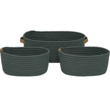 Tre flätade korgar med handtag