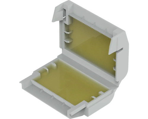 Invändig vy av en tom kabelkanal av plast