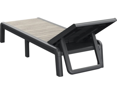 Justerbar trädgårdsstol av plast med träutseende