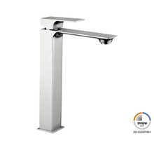 Hög tvättställsblandare av metall