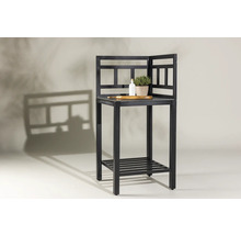 Svart uteköksskåp med hylla och bakstycke