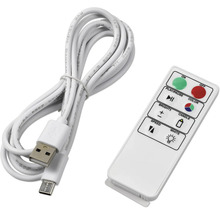 Vit USB-kabel och fjärrkontroll