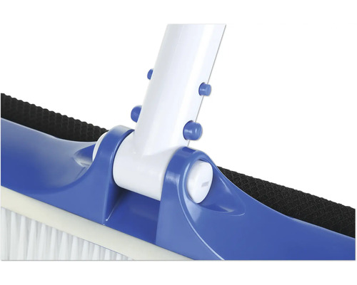 Detaljvy av en poolborste med blått hölje och vita borst