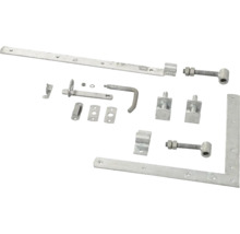 Diverse metallstängselbeslag, inklusive spärrar, band och vinklar