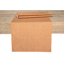 Bordslöpare av tyg på träbord