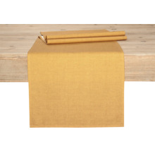 Bordslöpare av tyg på träbord