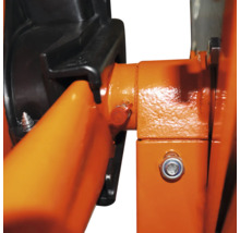 Detaljbild av en verkstadspall med orange ram