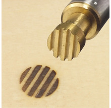 Brännstämpel med randigt mönster