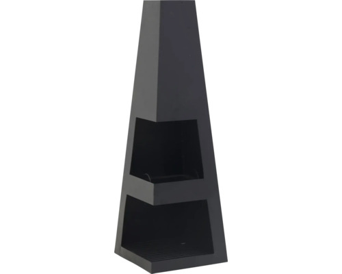 Svart, pyramidformad trädgårdskamin i metall med två öppna fack.