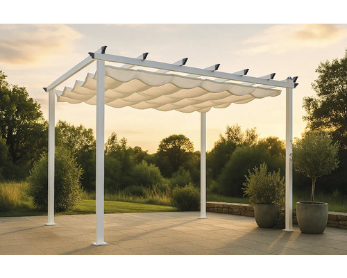 Fristående pergola med tygtak i trädgården